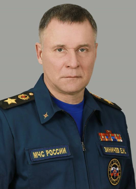 Валерий Фальков выразил соболезнования по поводу трагической гибели главы МЧС Евгения Зиничева:

«Выражаю соболезнования родным Евгения Николаевича. Он ушел из жизни, спасая человека, до последнего оставаясь спасателем. Его поступок — пример искреннего служения и верности делу»