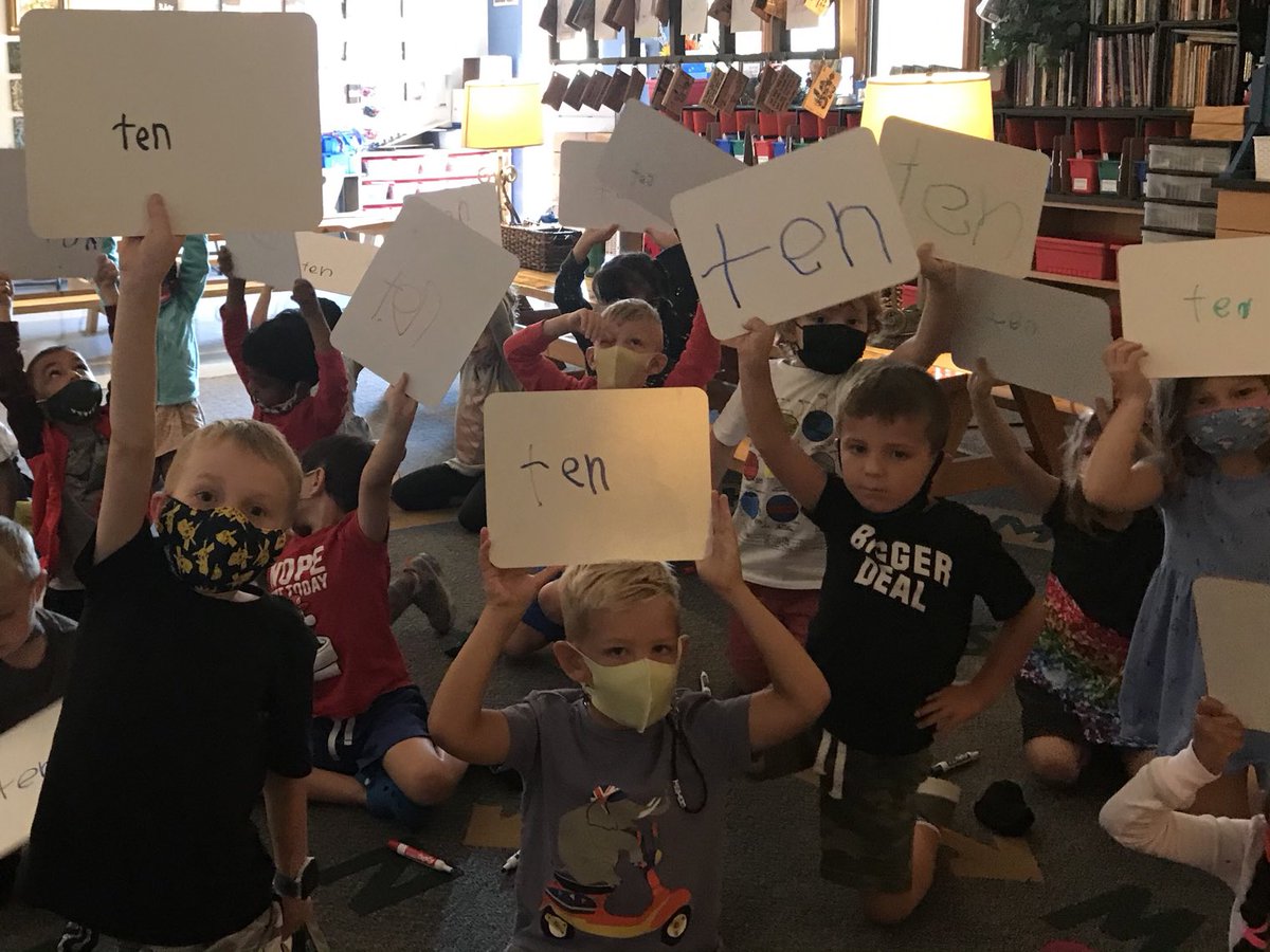 Writing our number words 1-10 this morning at #tcecardinals