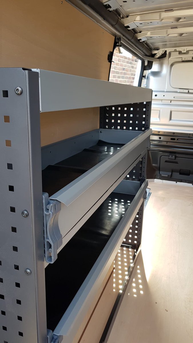 unitedvanliners's tweet image. A happy customer with his new Edstrom Racking &amp;amp; Ply Lining, installed by UVL 
#systemedstrom #partnership #racking #plylining