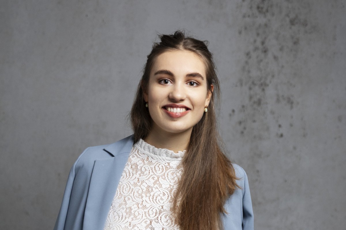 Het nieuwe seizoen van BIJ ANDREAS gaat beginnen! Zondag 12 sept speelt <a href="/luciehorsch/">Lucie Horsch</a> blokfluit én piano in een prachtig programma met een Spaans tintje. Bestel de allerlaatste kaarten snel via: eventbrite.nl/e/tickets-ontd…