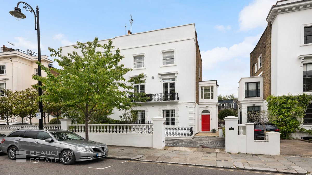 Chepstow Villas, W11 | £21,500,000

Situated on a prime tree-lined street in Notting Hill, Chepstow Villas presents a truly spectacular and charming family home  with an attached mews house. Further benefits include an indoor swimming pool, gym and garden

bit.ly/BEChepstowVill…