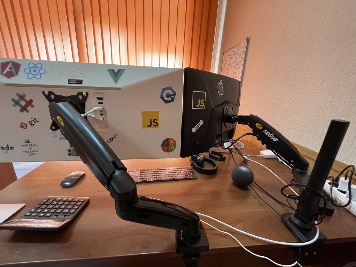 esso_dev's tweet image. New #seamless three-monitor setup 🛠✅ done... and #backend of fullstack developer with new sticker board 🙃🤓 more place for new achievements🤘🏼 🚀 

#javascript #swift #swiftui #vuejs #angular #nodejs #blockchain #reactjs #nuxtjs #nextjs #ios #iosdeveloper #SoftwareDeveloper