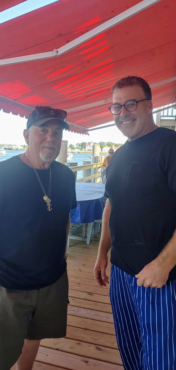EddieGChef's tweet photo. Montauk, NY
One of the highlights of my Culinary Career, cooking for @billyjoel last weekend. The #Pianoman has over 150 million records sold worldwide and is a Long Island native ...
#billyjoel #Foodie #Locavore #ChefEddieG #chef360 #foodnetwork
https://t.co/0l5mf17JM9 https://t.co/zRp5YIB5VA