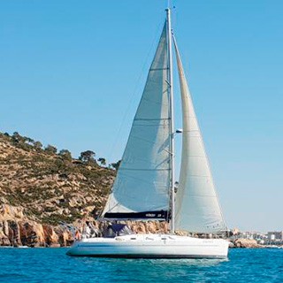 ⛵️¿Te apetece salir de paseo en yate o velero? Diseña la aventura que más te guste y vive una experiencia única. 

🌊Reserva el tipo de embarcación que más te guste para ti y tus amigos. ¡Conoce todas las posibilidades en nuestra página web!

🌐Entra aquí: cutt.ly/BWF3aiP
