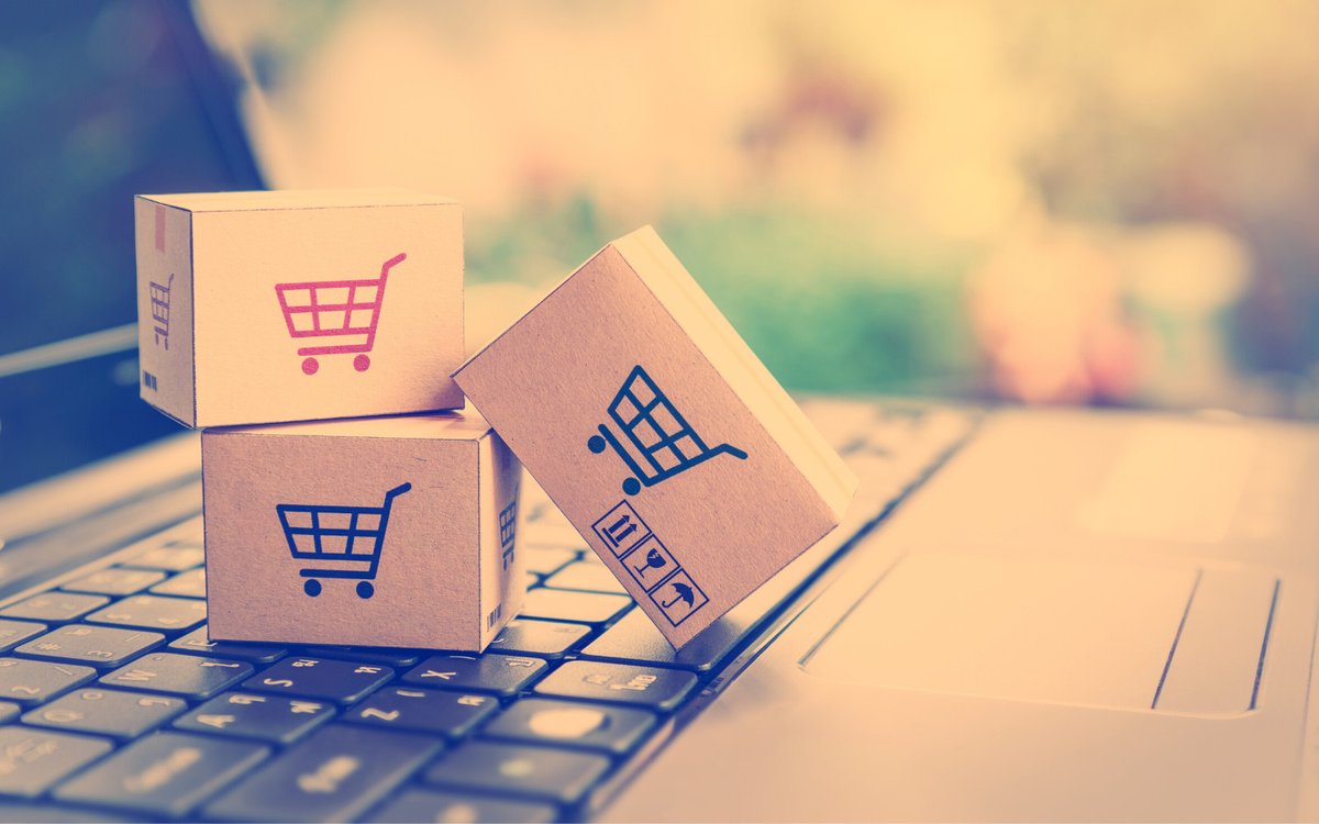 shoppermind's tweet image. A contresens de la pensée populaire GreenPeace, le Massachusetts Institute of Technology (MIT) et Packlink déclarent qu'acheter en ligne peut se révéler moins mauvais pour l’environnement que de passer par le commerce traditionnel. 
comarketing-news.fr/e-commerce-vs-…