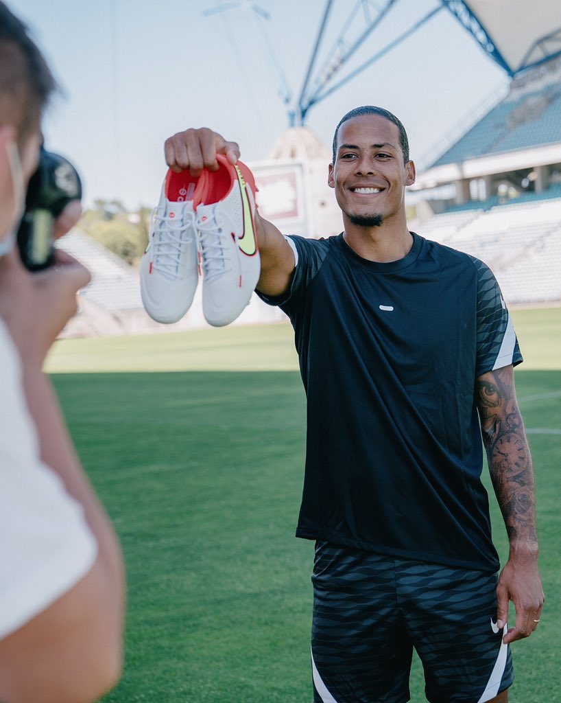 nike tiempo legend 9 van dijk