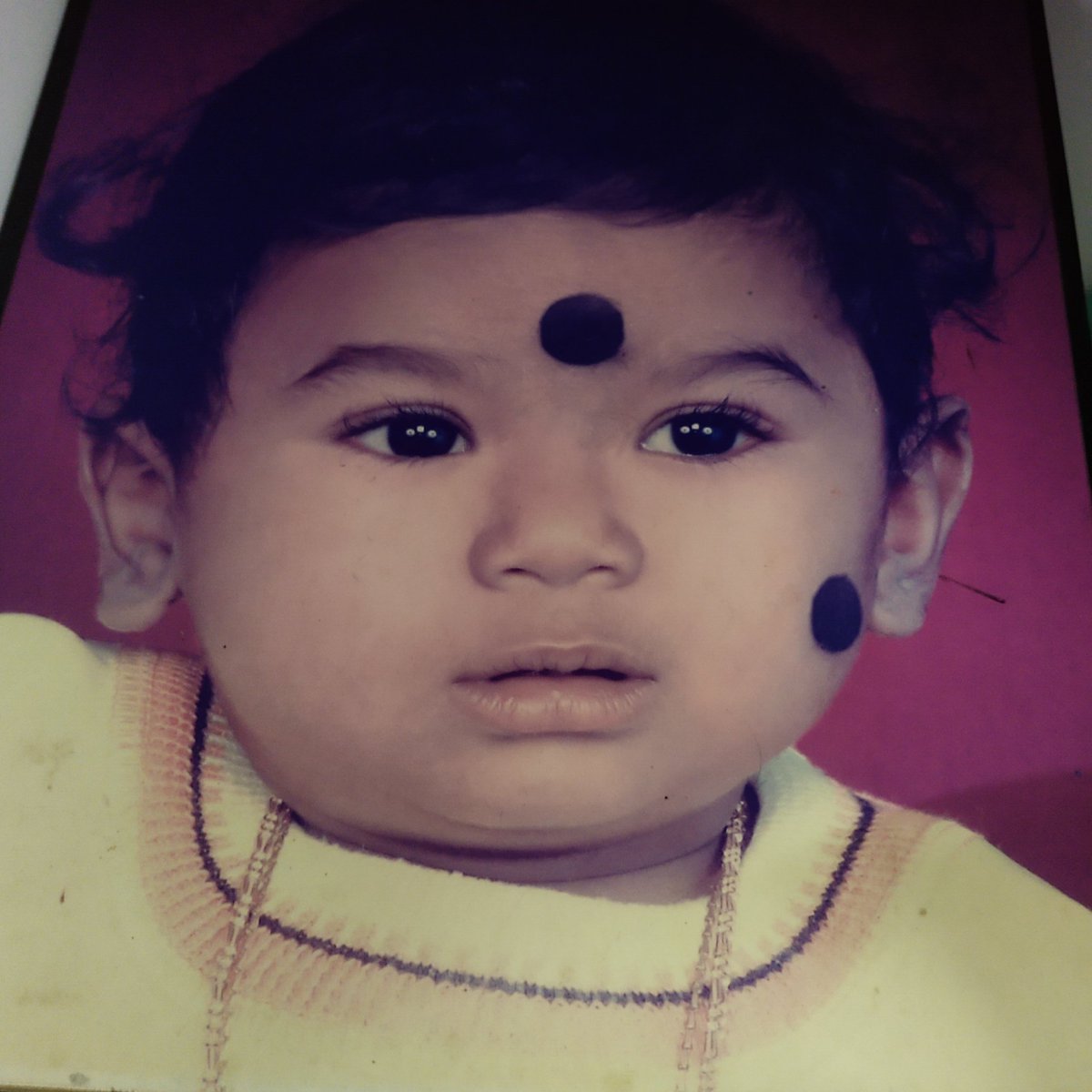ThalaUmesh0071's tweet image. @babee_dolly #minitwitter Mini me🐣👶🏃‍♀️😹
#Valimai #AjithKumar