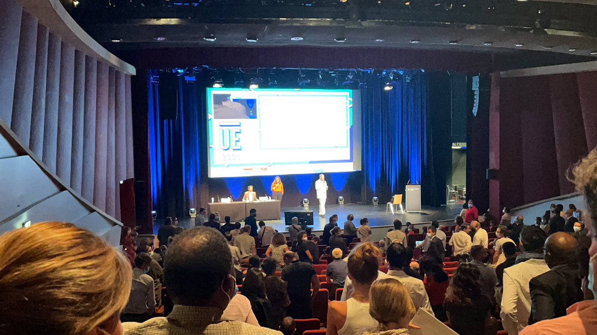 Dext_Thomas's tweet photo. « Comment conduire la #transformation de nos cabinets ? » C’est la thématique abordée par @Philibarr &amp; @RoitmanVrd aux #UE2021 
#experts #automatisation https://t.co/LkUzPHXvcV