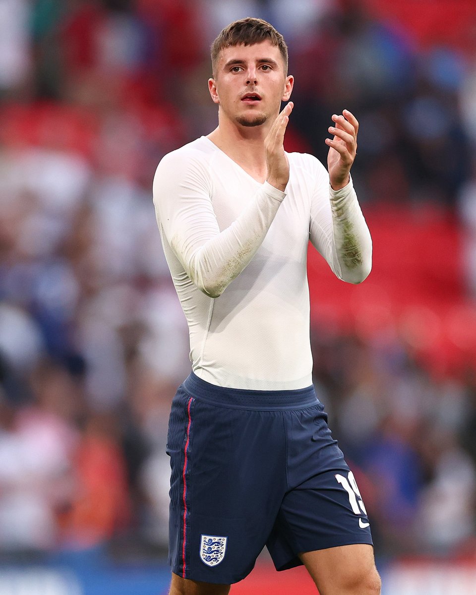 ChelseaFC's tweet photo. #ThreeLions matchday for these two! 🏴󠁧󠁢󠁥󠁮󠁧󠁿 https://t.co/cPlcInSuiY