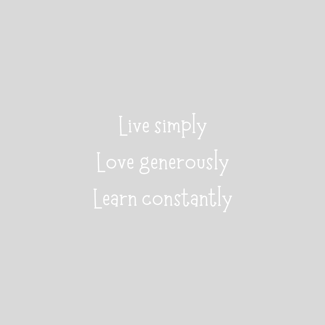 evamaejewellery's tweet image. All of the above 💜

#livesimply #lovegenerously #learnconstantly #wednesdaywisdom #qotd #quoteoftheday #quotestoliveby #lovealways #neverstoplearning #smallbusiness #madeinyorkshire #evamaejewellery