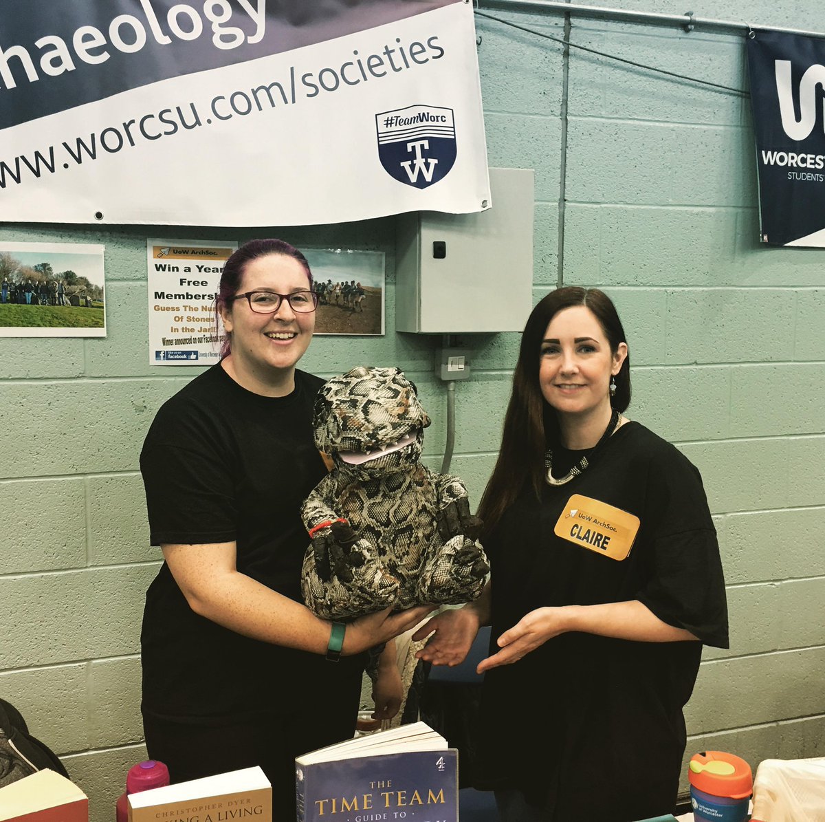 saveworcsarch tweet media