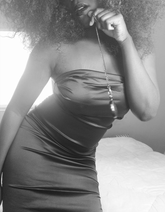 THE FRENCH HYPNOTIST’s pics and videos