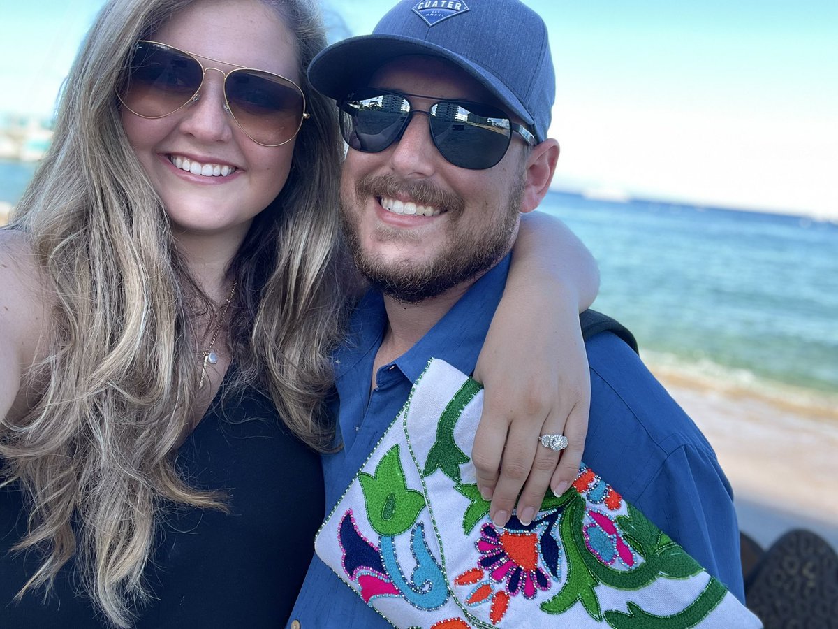 Klaw_16's tweet photo. Just a few of my favorite memories with @brian_cohen34 from this past week. Now I guess it’s back to reality. How mad would fam and friends be if we moved to Maui? https://t.co/jGjdvnDpLg