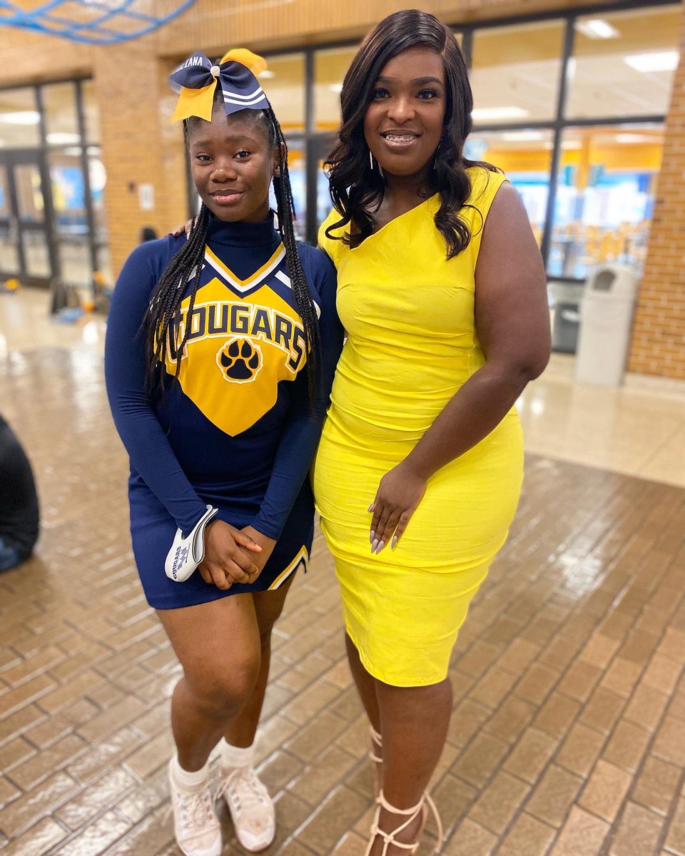 The freshmen babies 💙💛