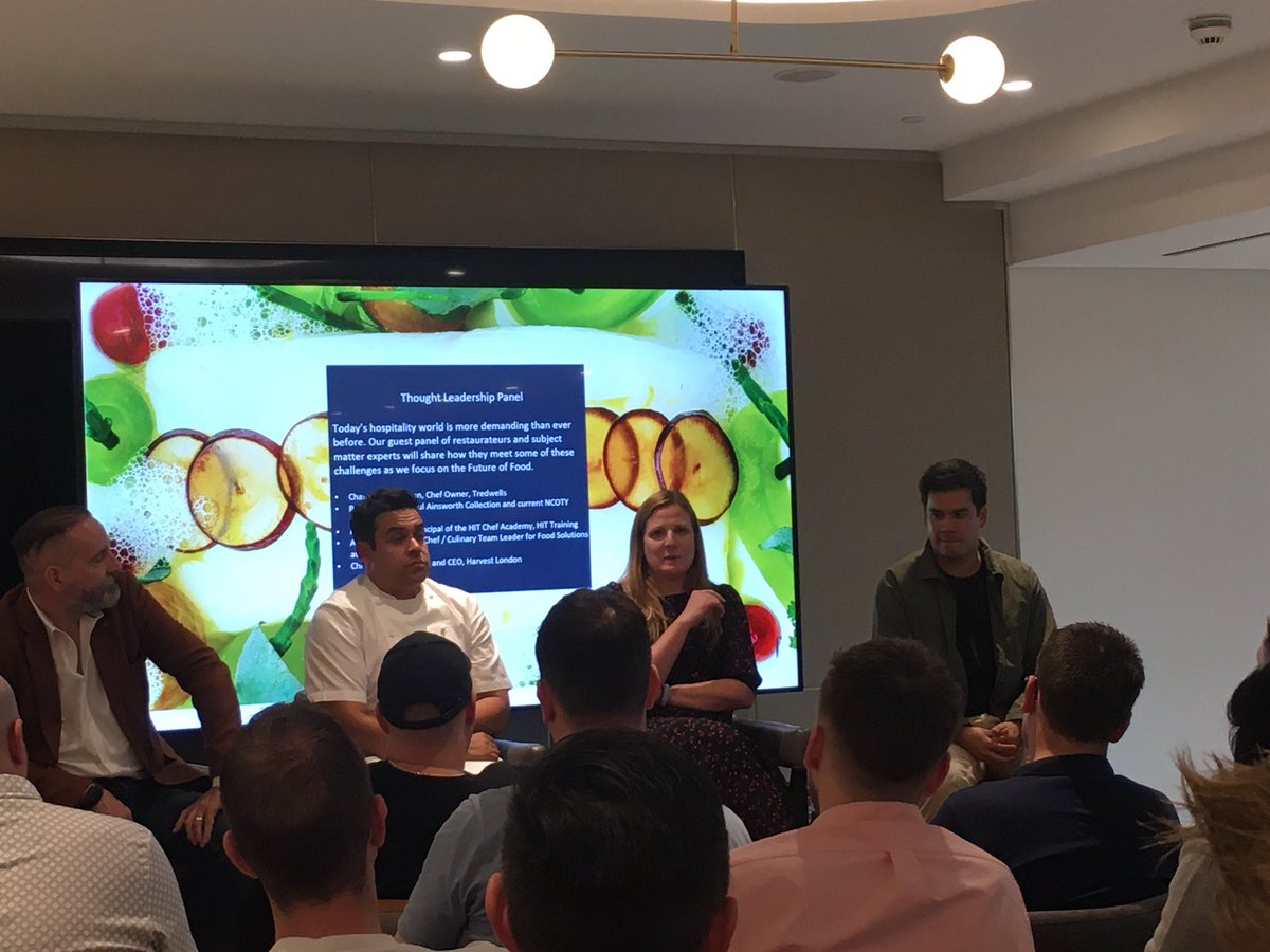 MulcahyDavid's tweet photo. This amazing chef panel is inspiring our Young and Senior chefs @Craft_Guild Mentor Day #NCOTY #YNCOTY https://t.co/SxNQBTvRHE