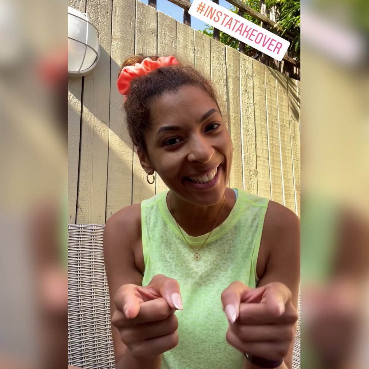 It's #ActorsDay! So what better way to celebrate than to give you behind-the-scenes access with one of our lovely #LookingGoodDead actors, Natalie Boakye who plays Janie!

Head to our Instagram stories throughout their two-show day today 👉 instagram.com/grandtheatrels… <a href="/Natbo31/">Natalie Boakye</a>