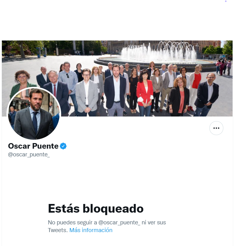 pucelanou2's tweet photo. Con la cuenta anterior, convenientemente y sin explicación de por medio suspendida por twitter, también estaba bloqueado por Oscar Puente.
Definitivamente #BloqueadorMan no soporta la crítica constructiva https://t.co/DzP1kwODoY