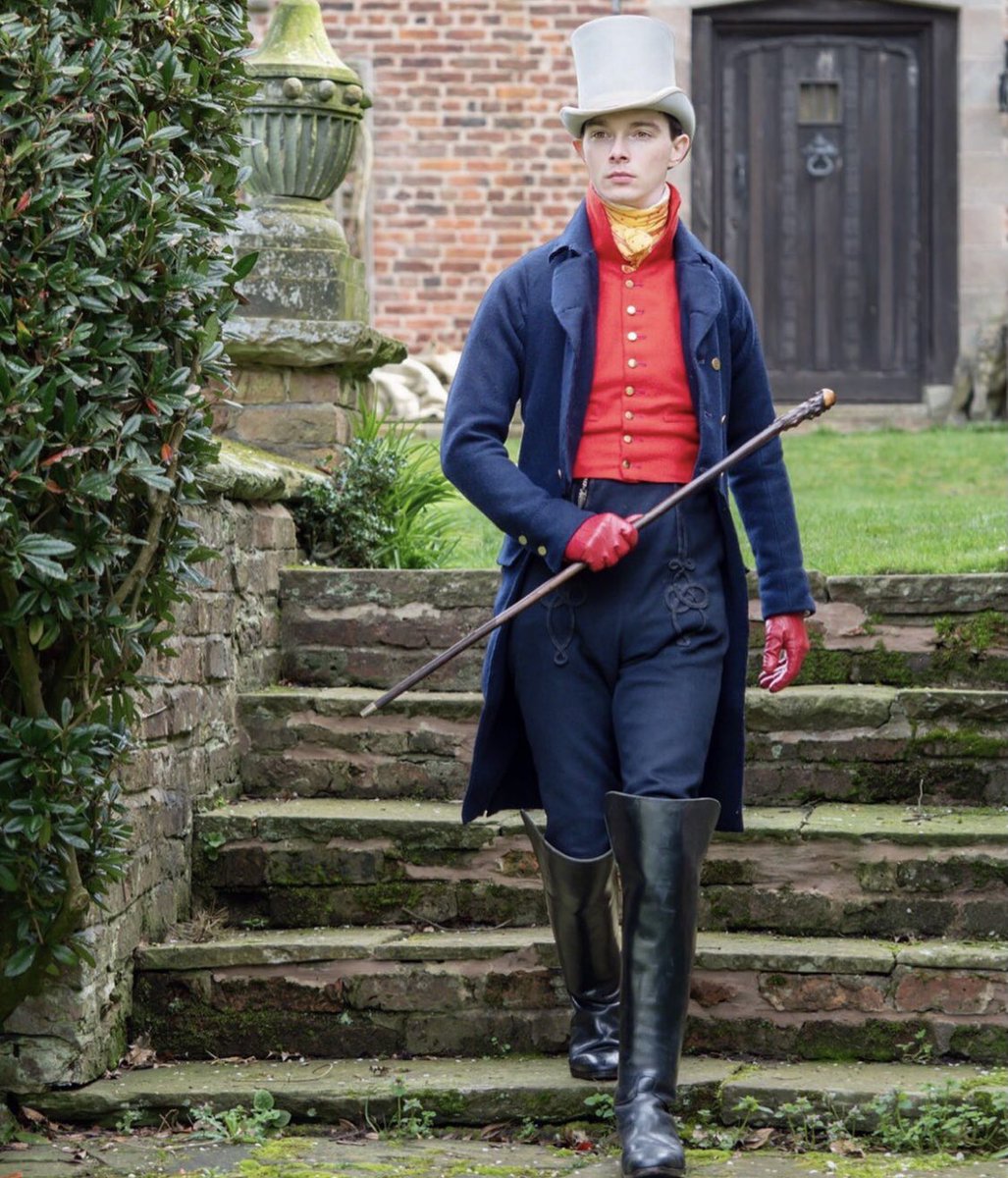 月刊ノスタルジア ファッション イギリス生まれの青年 ザック ピンセントさんは 現代の服は地味すぎる と14歳から自らが好む 英国紳士衣装 を独学で仕立て始めた 現在では 同じようなレトロな服装文化を追い求める人向けに服を作り生計を立て 月刊ノスタルジア ファッション イギリス生まれの青年 ザック ピンセントさんは 現代の服は地味すぎる と14歳から自らが好む 英国紳士衣装 を独学で仕立て始めた 現在では 同じようなレトロな服装文化を追い求める人向けに服を作り生計を立て