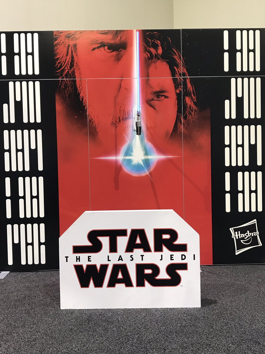 CollectCantina's tweet photo. In addition to #Hasbro’s #FanFirstWednesday for #StarWars today, it is also the 4th anniversary of the first (and only) #HasCon that was held in Providence, RI https://t.co/rlJcJrZxnB