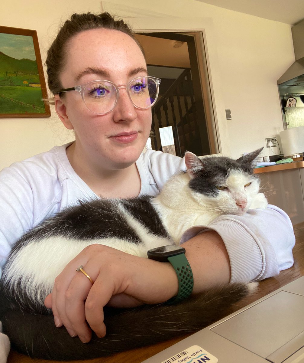 KirstyLDSLT's tweet photo. Today’s tweet is dedicated to my cat, who usually never shows the blindest bit of interest in me WFH. But today, whilst presenting to a group over Teams, he decided was his time to shine. Hope everyone enjoyed his cameo…#mySLTday #WFHfail #lifewithGato https://t.co/xCNKGDdqNJ