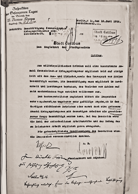 DrPaulFroehlich's tweet photo. An das #POWCamp Cottbus 18.6.1916: »Aus militärpolitischen Gründen soll eine beschränkte Anzahl französischer Soldaten [.] mit dem Aus- und Einladen [.] von Kohlen beschäftigt werden. Die Beschäftigung muss möglichst in Handarbeit und Lasttragen bestehen«. Revanche pour Verdun? https://t.co/A9Tgse4dFg