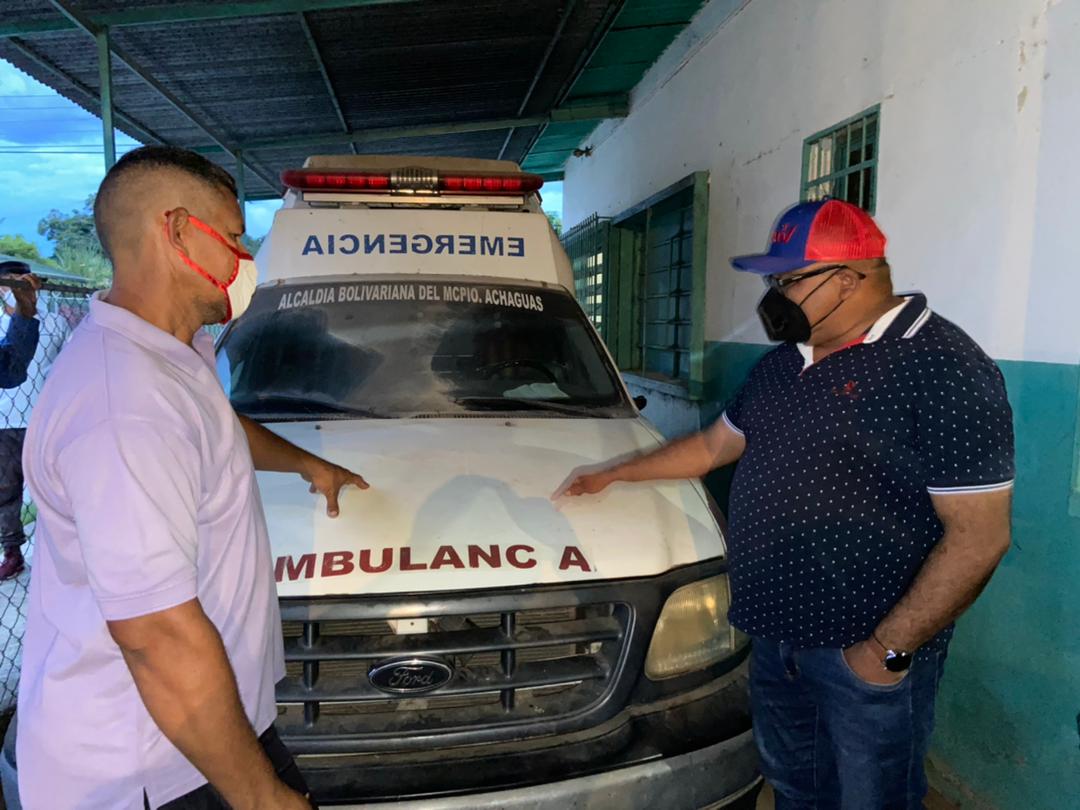 DanielNPSUV's tweet image. #VacunateYa 
También estuvimos en el consultorio de la parroquia Apurito, haciéndole una inspección y entregando cauchos para la ambulancia de la localidad a objeto de  ponerla operativa con una inversión de 1 millardo 300  millones de bolívares #JuntosHacemosMás