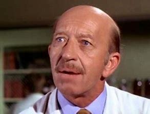 Cornfldz2Cosmos's tweet photo. Remembering actor #FrankCady, who was born #OTD (September 8), 1915, in Susanville, California. On TV, Cady was best known for playing Sam Drucker on three 1960s CBS rural sitcoms: #PetticoatJunction, #GreenAcres, and #TheBeverlyHillbillies. #1960sTV #SamDrucker #classicTV https://t.co/tqAWPCHlVl