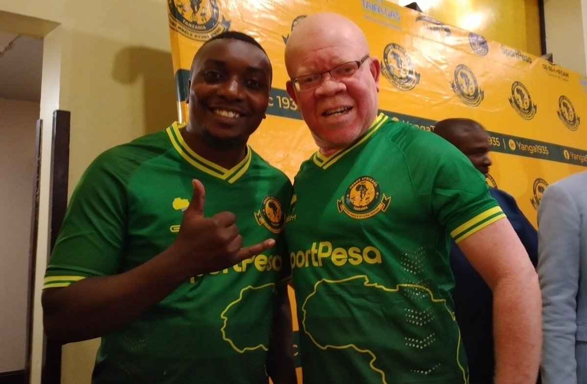 Namaanisha mpangaji ameondoka amaeondoka na kila kitu chake udambwiudambwi wote ameondoka nao wamebaki kufarijiana tu hajimanara kule alikua mpangaji ndo maana kauli alizokua nazitumia kule leo ziko yanga the return of champions