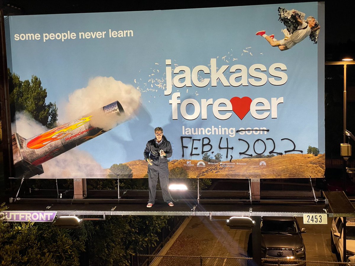 JasperDolphin's tweet image. Oh yeah Jackass Forever got pushed back till Feb 4 🙂