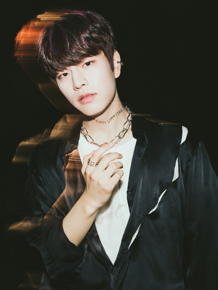 no twt crop was made for this seungmin