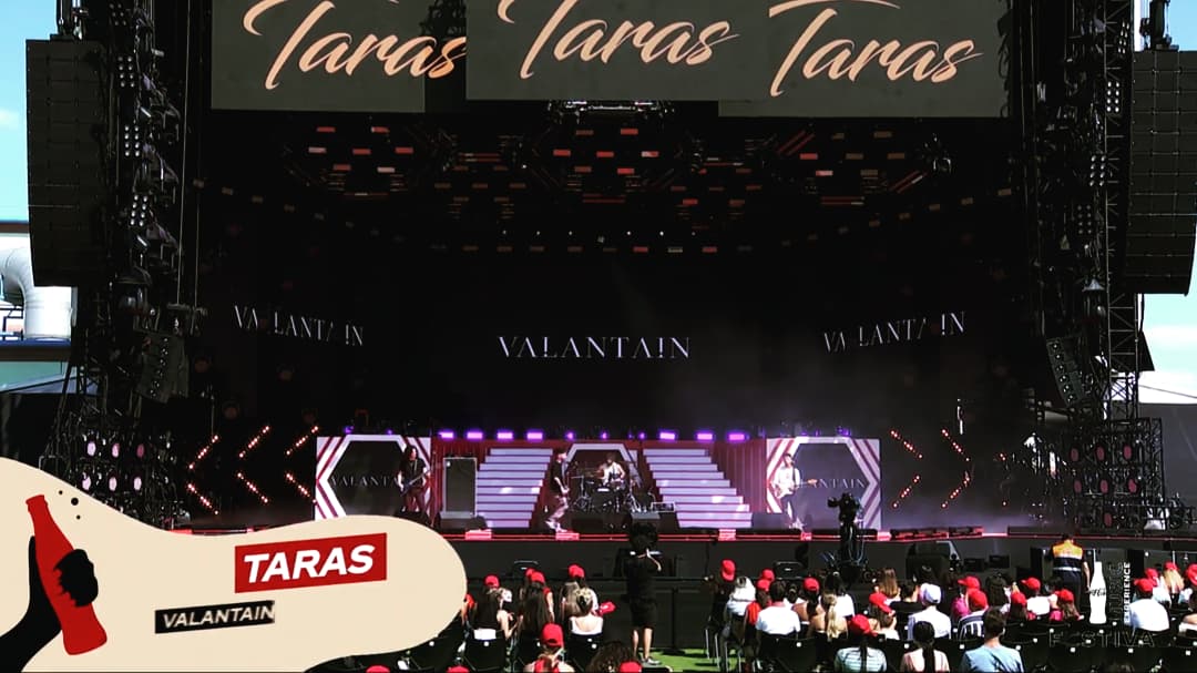 ❤️Muchas gracias #CCME ❤️

Un día increíble para nosotros, fue un placer pasar por el Coca-Cola Music Experience y conocer a un montón de caras nuevas ❤️🐍

Muchas gracias a <a href="/TonyAguilarOfi/">Tony Aguilar</a> por las palabras tan bonitas que siempre tiene para nosotros y nuestra música ✨