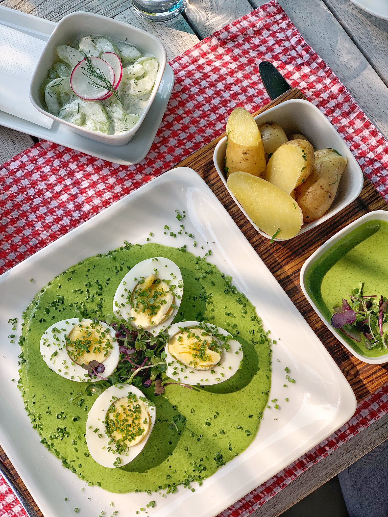 Porkchop Express on Twitter "Lunch by the botanic gardens. A