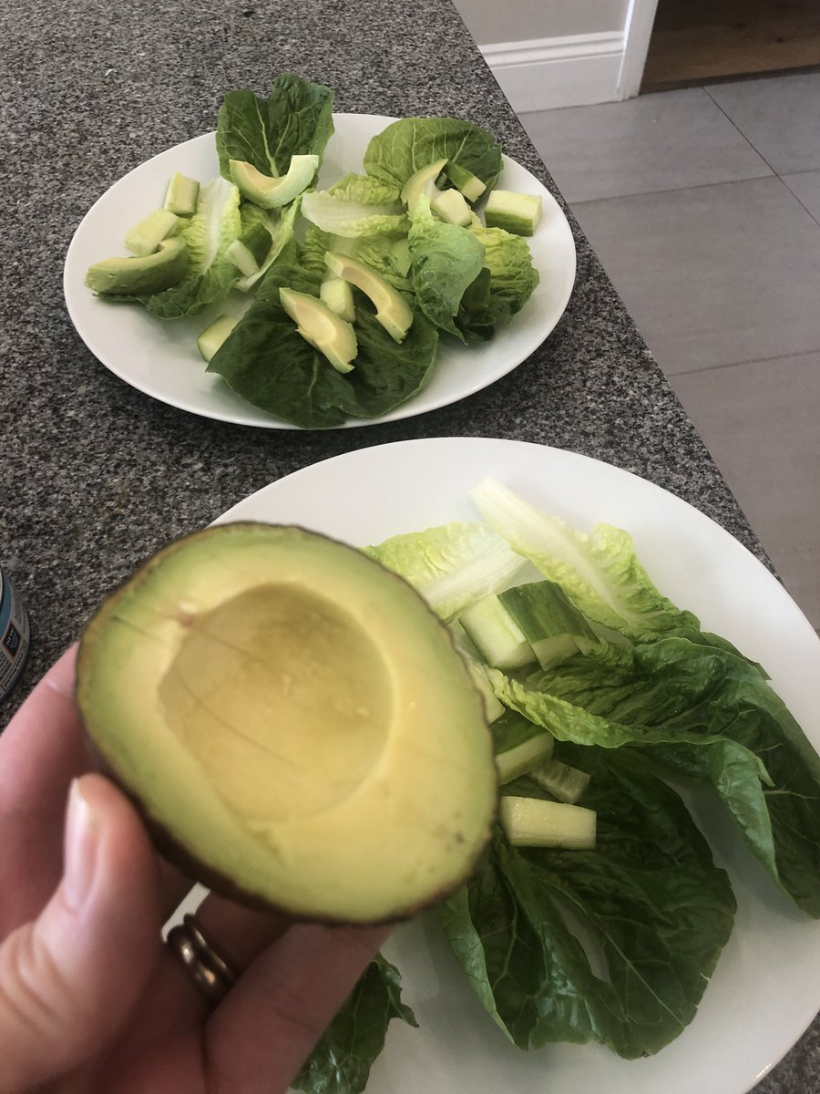 So I was on <a href="/BBCRadio2/">BBC Radio 2</a> with my #littlewin Saturday with <a href="/ClaudiaWinkle/">Claudia Winkleman</a>. <a href="/JulianClary/">Julian Clary</a> I can confirm that this moment at lunchtime today made me smile inside. <a href="/SerenelySorted/">Serenely Sorted</a> 🥑