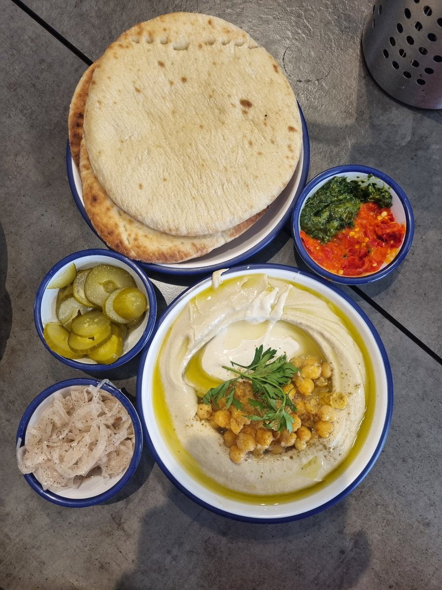 NogaCaspi's tweet photo. #Israeli🇮🇱 kitchen in #Limassol🇨🇾 is another reason to visit this beautiful city!
Thank you #Pitot (Πιττες) and #Mitbah (κουζίνα) for the wonderful culinary and atmosphere experience🥙🎶🇮🇱
Highly recommended! https://t.co/qtkN5oAVi9