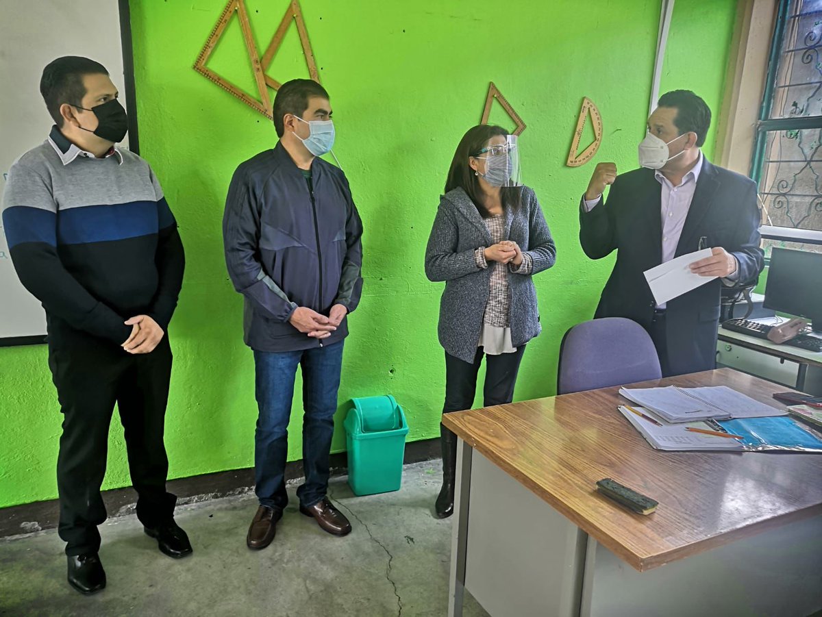 TinocoGRogelio's tweet photo. #Apaxco
#Región23Zumpango

Escuela Primaria “Melchor Ocampo”, en compañía del P.M. @DanielParraOfic; seguimiento con director y docentes a: 
•Matrícula ciclo 21-22
•Asistencia de estudiantes y modelo de atención
•Evaluación Diagnóstica
 
@ErnestoNemer @geramonro05 @Edomex https://t.co/njztO9Q7oI
