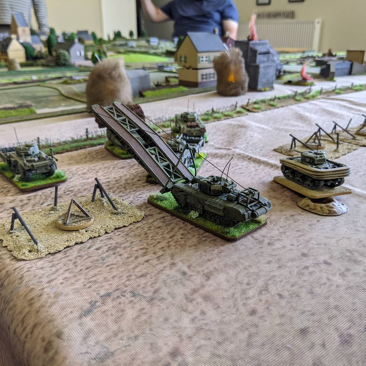 Rob_Oute's tweet photo. Bit late posting, but I finally got a game in... V4 FoW with some house rules, Sword beach to Pegasus bridge. #Flamesofwar #FoW #Battlefront #15mm #ww2 https://t.co/4Wub1fQMZ3