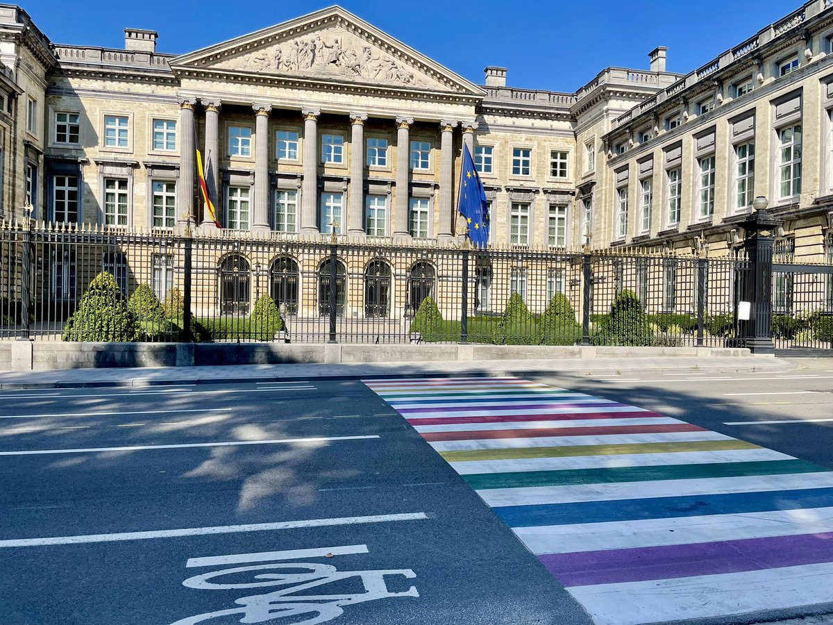 hi twitter, I live in Brussels now