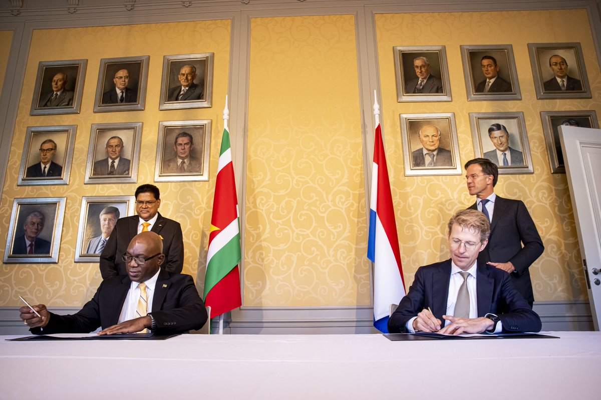 Suriname is voor Nederland een belangrijke partner bij de aanpak van o.a. drugssmokkel en criminele geldstromen. Vandaag versterken we de samenwerking door te helpen bij een betere reclassering in Suriname. Minister Amoksi en ik tekenden vandaag een convenant om dit te bezegelen.