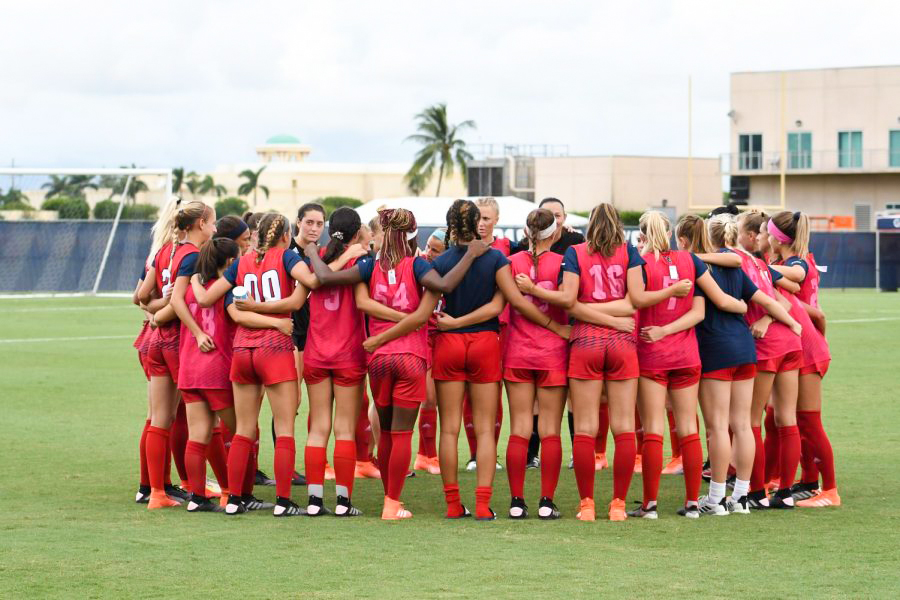 FOS's tweet photo. NIL deals continue to grow.

The Florida Panthers just made sponsorships available to every women's athlete at Florida Atlantic.

Over 200 FAU athletes can apply to the NHL team's FLA Athlete program through Dreamfield. https://t.co/3YpgBIYOkZ