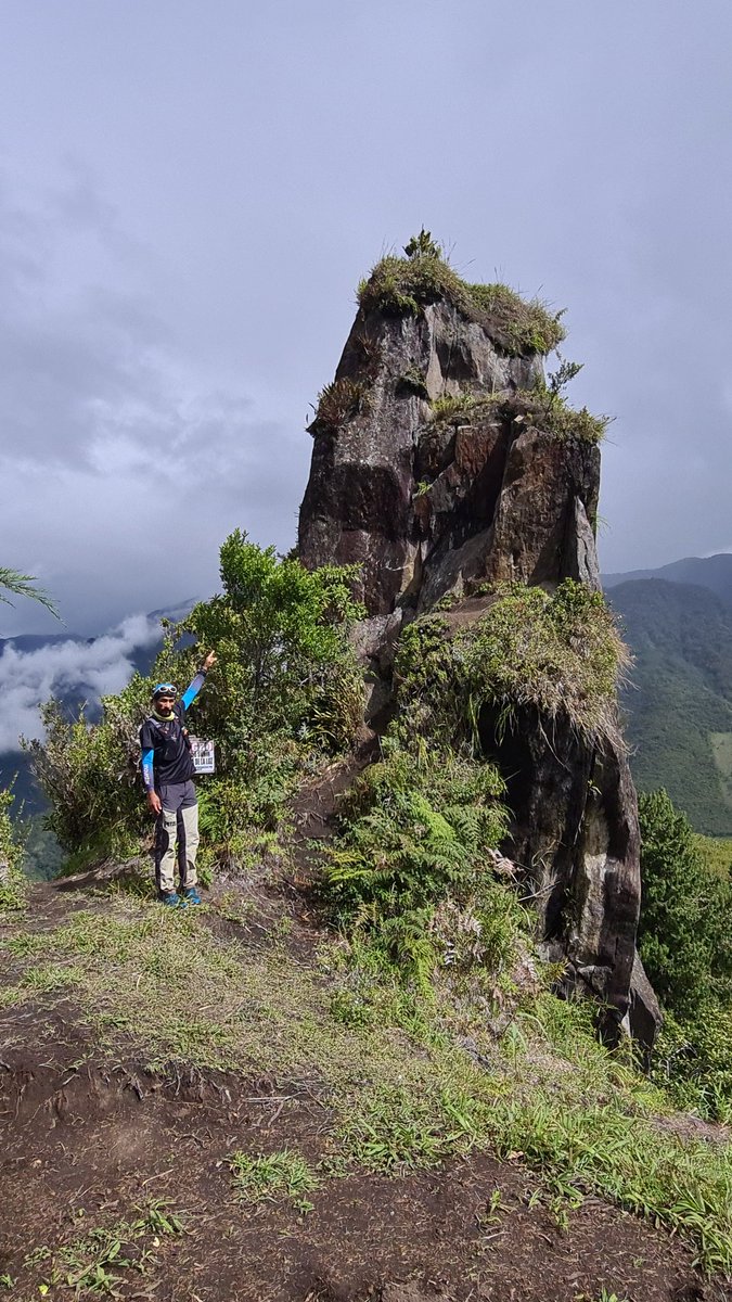 La segunda válida del Campeonato el 23 de Octubre, más que una carrera de trail running un desafío con el desnivel positivo! Fotografía de la ruta Hito del Llangamate y la ruta Piedra de la luz, Baños de Agua Santa. <a href="/SANGAYSPAHOTEL/">SANGAY SPA HOTEL</a>