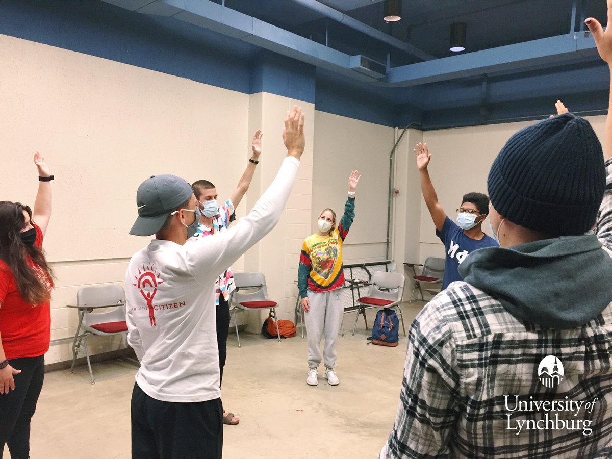 ULtheatredept's tweet photo. The key words in acting class yesterday were CONCENTRATION, FOCUS, and ENSEMBLE.  
It's also about sharing and putting the energy forward! #actingclass #universityoflynchburg 🎭 https://t.co/spbVUHuN0l