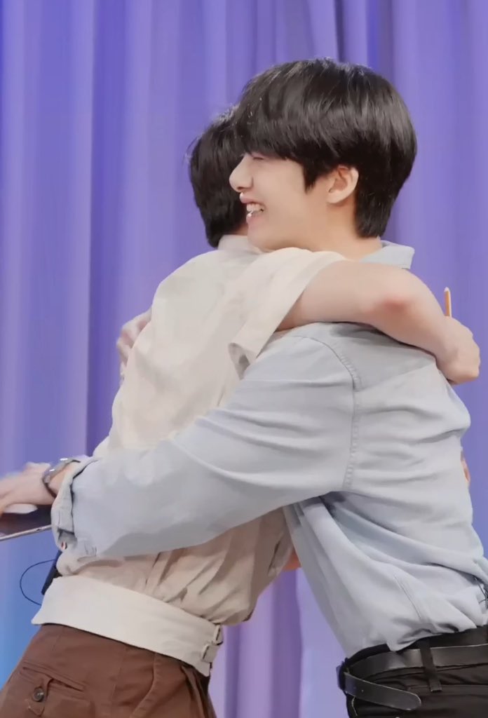 taste_hw's tweet photo. 보그싶쇼 🐶 https://t.co/g2sZW7JJMe