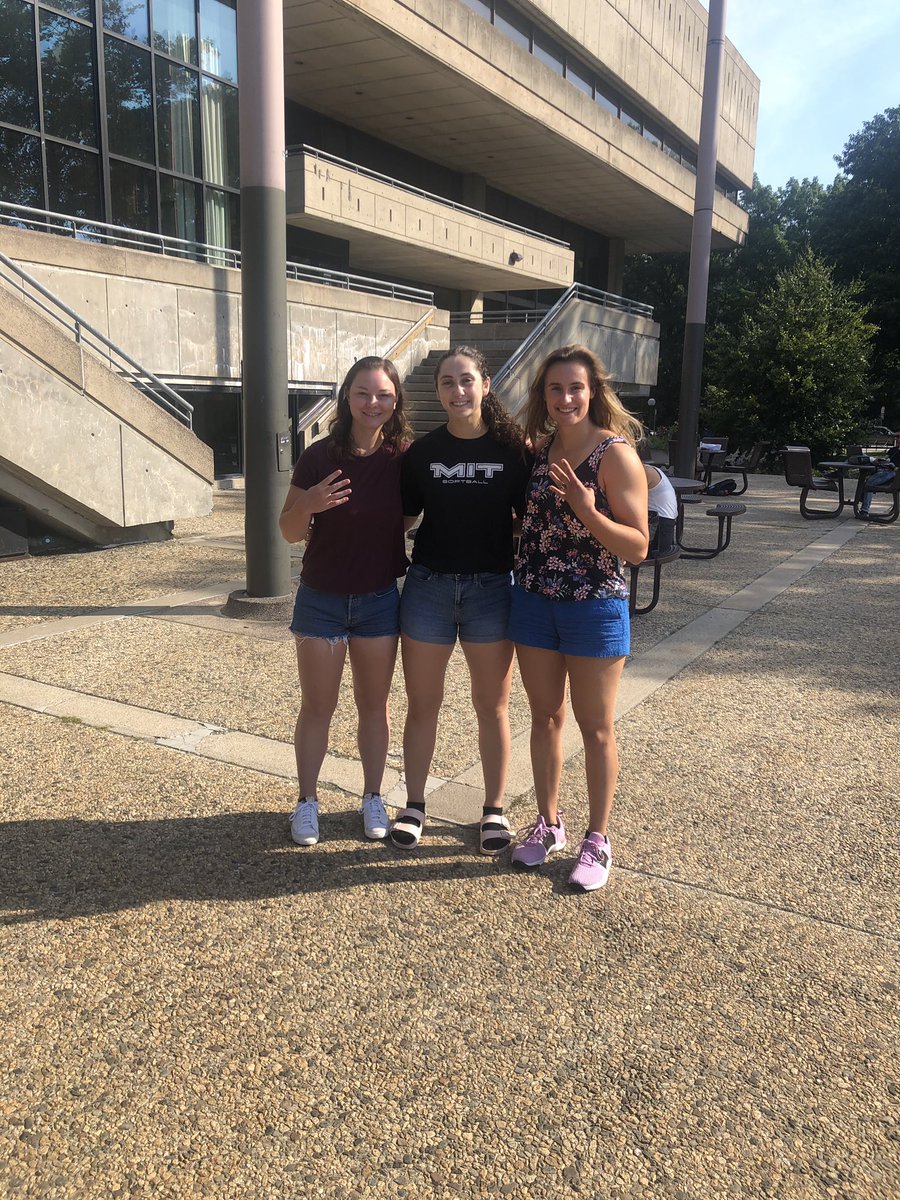 MIT Softball tweet media
