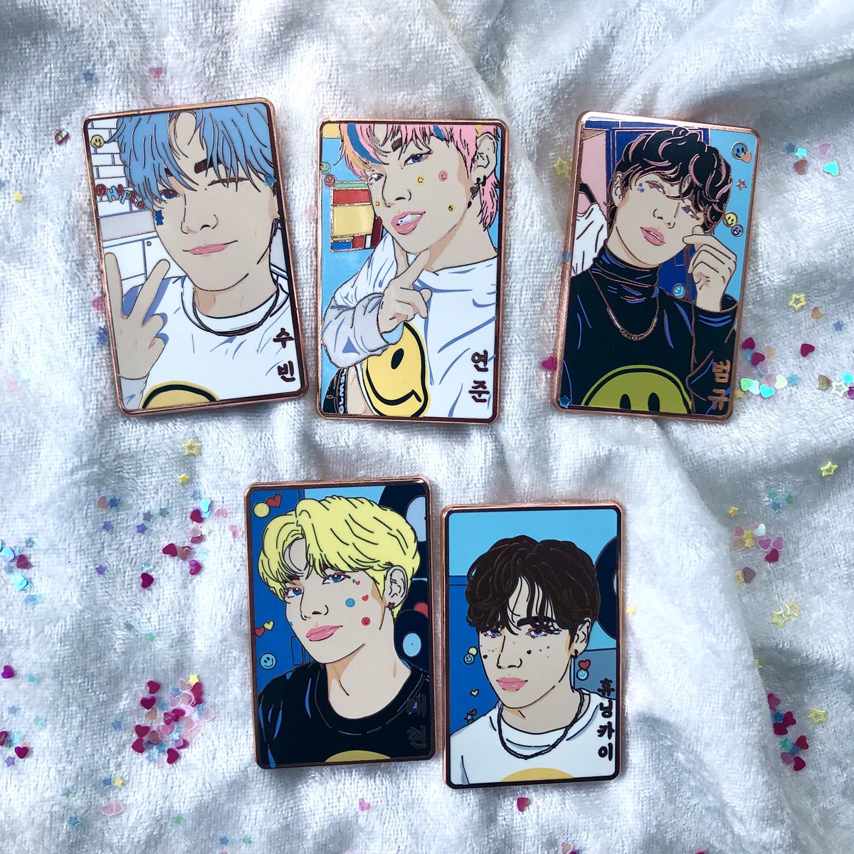 wasteitonpins's tweet photo. #txtpins #bluehour https://t.co/qmWUArSKgy