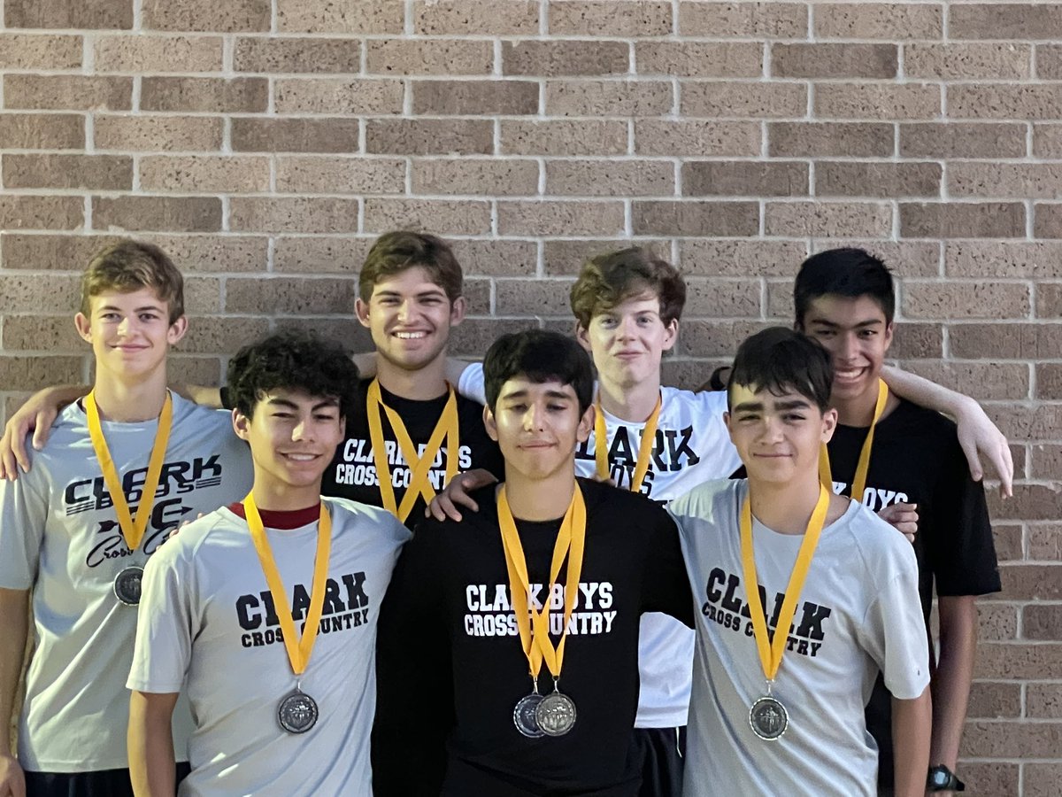 anne_ager's tweet photo. Harlandale XC Meet was a huge success for 🐾 🏃‍♀️🏃‍♂️!
VB-2nd, VG-4th, JVB-3rd
VB top 10 finishers:
Andrew Ellis 6th &amp; David Sanchez 7th
JVB top 10 finisher:
Sonny Rodgers 4th
JVG top finisher
Jade Perez 1st
@NISDClark @ClarkAthBooster https://t.co/u6xSV4my5I