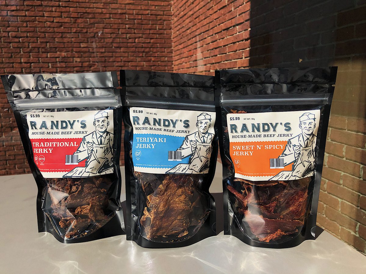 🤌🏼SALT BAE AIN'T GOT NOTHING ON CHEF RANDAL🤌🏼

Randy's House-Made Beef Jerky comes in 3 flavours:
🥓Sweet N' Spicy (gluten free)
🥓Teriyaki (gluten free)
🥓Traditional (gluten free and keto)

📍Pick yours up today at Centro located in the Commons Building <a href="/McMasterU/">McMaster University</a>