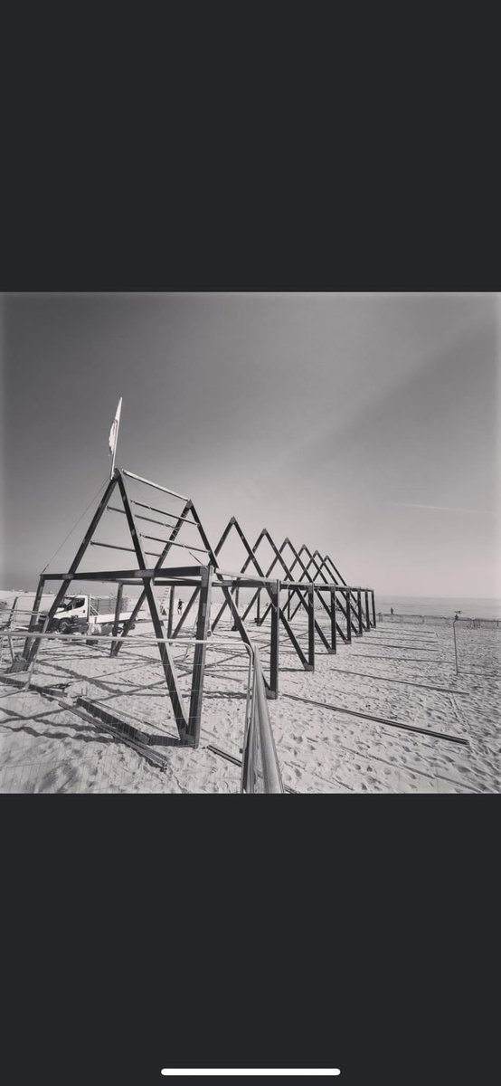 Even on derig the Cruck Tent looks glorious.

<a href="/WeddingHour/">#WeddingHour</a> 
#weddinginspiration 
#woodenbeam
#event 
#bournemouthairfestival 
#Bournemouth