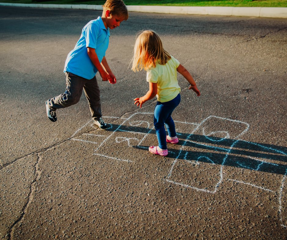 getwalkabouts's tweet photo. Get inspired with simple brain breaks, short periods of physical activity that get kids moving. Check out these fun and engaging indoor and outdoor movement activities! Click here-> https://t.co/m0pLe55laV

#movementbased #healthykids #learning https://t.co/7v568oyV29