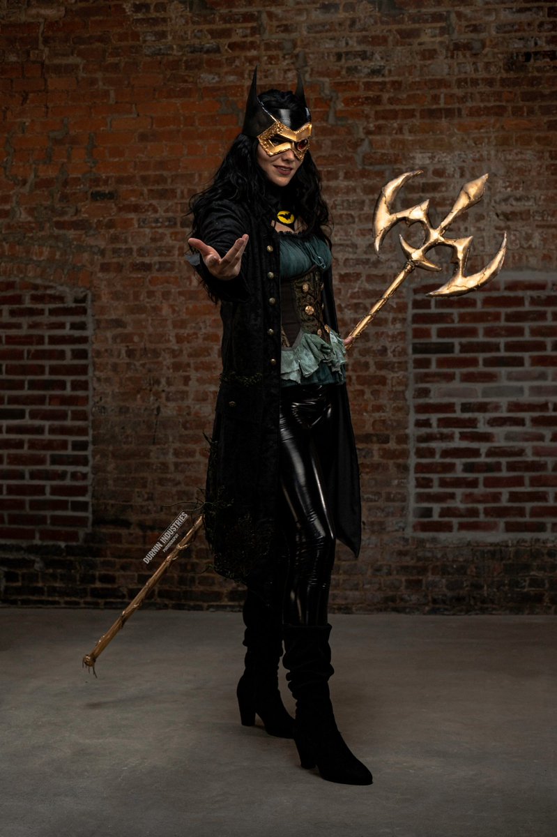 AlliZCosplay's tweet photo. Who's the vicious Atlantean now..
 
📸 matthewjdurnin
#brycewayne #batmanthedrowned #thedrowned https://t.co/Kb0n4RWBsp