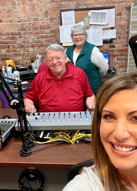 UnitedWaySumner's tweet image. Look who spent the morning talking with Bonnie Fussell and Jim Butler on their show, Good Morning, Portland! If you missed it, visit wqkr.com and give a listen to @unitedwaysumner CEO Erin Birch. Look for the rebroadcast of the 8 AM show from 9/8/2021.